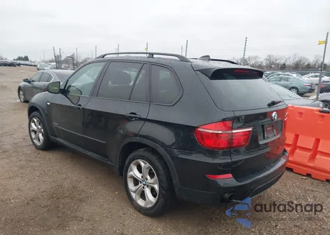 2011 BMW X5 xDrive35I/xDrive35I Premium/xDrive35I Sport Activity z USA, uszkodzony, nr VIN 5UXZV4C56BLL58114